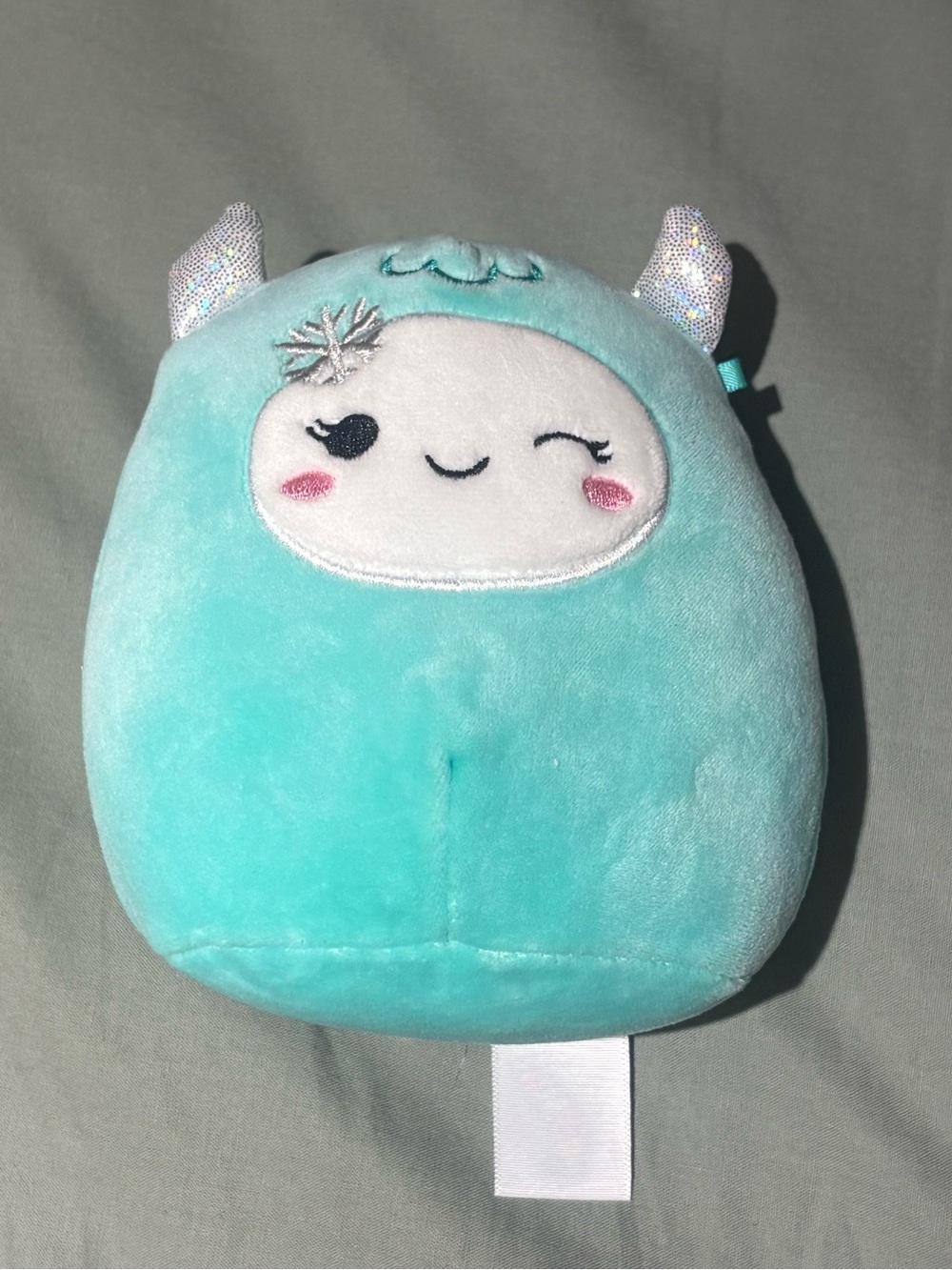 Squishmallow Yeti